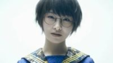 【 新しい学校のリーダーズ・SUZUKA 】セーラー服の衣装について語る「我々の象徴、セーラー服」「着る意味が変化進化しております」