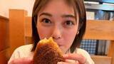 「【 井上咲楽 】食欲の初夏〝人にご飯食べてもらうのいつの間にか好きになった〟山菜づくし・春キャベツ・カレー・おにぎり・鰹たたき」の画像1