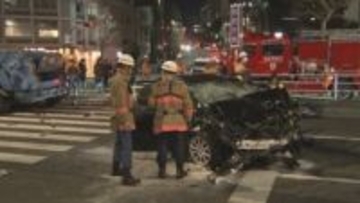 官邸出発後約30秒で事故　赤信号になり68秒後　東京・赤坂の公用車9人死傷事故　警視庁
