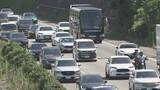「「ながら運転」検知する警報装置を2031年9月以降の新型車すべてに搭載義務化へ　国土交通省」の画像1