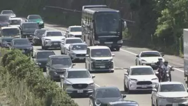 「ながら運転」検知する警報装置を2031年9月以降の新型車すべてに搭載義務化へ　国土交通省