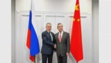 中ロ高官が会談　「日本の軍国主義の復活に断固反撃」日本への共闘・対抗姿勢鮮明に