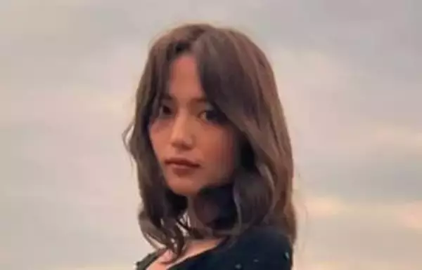 【 川口春奈 】　祖母の死去を明かす　「こころを保つことに必死だった」　愛犬・アムちゃんも同じ頃に天国へ