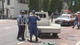 「東京・八王子市で軽トラックと乗用車の交通事故　歩行者含む4人が軽傷か　軽トラック右折禁止の交差点を右折しようとしたか」の画像1