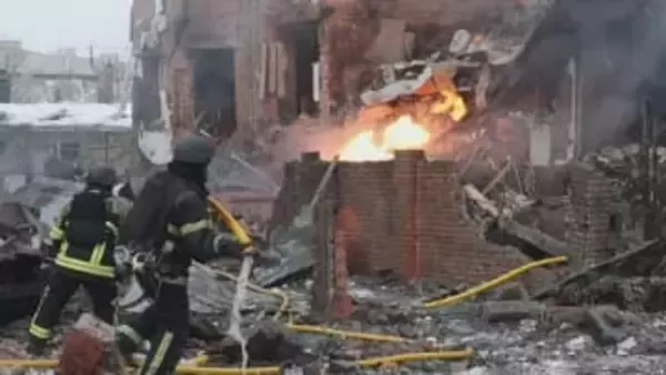 ウクライナ各地に攻撃　リビウでは爆発も　ロシアが関与か