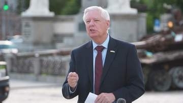 ロシア産原油・ガスの輸入国に関税　対ロ制裁強化でトランプ政権と米議会が合意　超党派の議員が推進