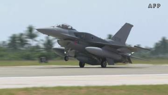 台湾に最新型のF16戦闘機2機が到着　アメリカから購入