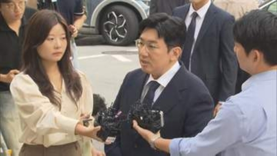 韓国警察、「BTS」の生みの親に逮捕状請求　株の不正取引疑い