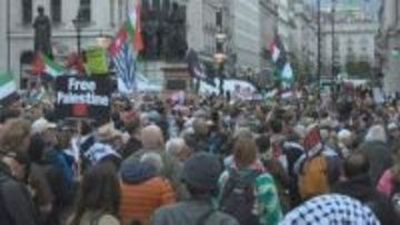 ロンドンで「極右主導・反移民デモ」と「親パレスチナデモ」 市の中心部が参加者で埋め尽くされる