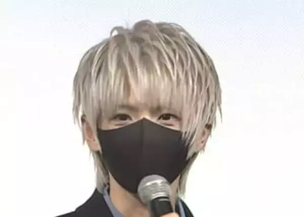 【 まふまふ 】　手術成功を報告　「みんなあぁあぁ手術成功したよお」「まだ体動かなくて音声入力してる笑」