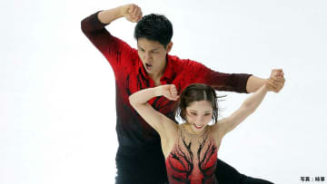 “りくりゅう”が貫禄の84.91点で首位発進 ！ 三浦が左肩脱臼も「悪化せず良かった」“ゆなすみ”2位で五輪代表入り前進