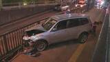 「【速報】群馬・高崎市でトラックと車が衝突し…車が歩道に突っ込む　小学生くらいの女の子含む5人けが」の画像1