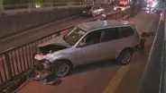 【速報】群馬・高崎市でトラックと車が衝突し…車が歩道に突っ込む　小学生くらいの女の子含む5人けが