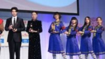 【 第54回ベストドレッサー賞 】　檀れい、本田響矢、新しい学校のリーダーズらが受賞