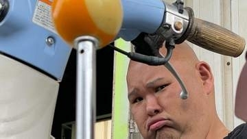 【 安田大サーカス 】HIRO　愛車リトルカブに《ジョッキーシフト》　新入クロスカブにもカスタム追加