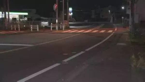 交差点で軽乗用車が自転車と歩行者をはねる事故　自転車に乗っていた91歳の男性が意識不明の重体　茨城・取手市