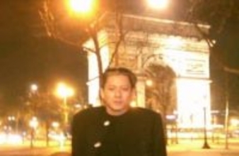 【 Number_i ・平野紫耀 】　フランス・パリでのオフショットを公開　ファン反響　「本当にパリの街並みが良くお似合いで…」