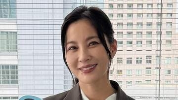 【 瀬戸朝香 】　第一腰椎骨折から復帰報告「できる範囲でお仕事再開致します」　コルセット着用も穏やかな表情
