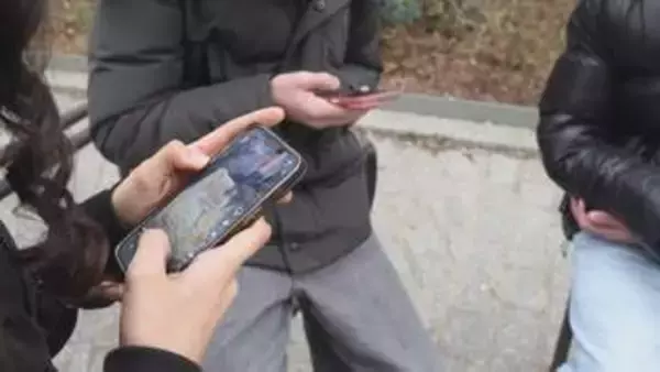 フランス 15歳未満SNS禁止法 憲法審査機関が「違憲判断」 9月施行予定も一転見直しへ