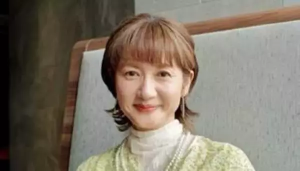 【 がん闘病 】古村比呂さん　「緑内障の検査と　遠近両用メガネの処方へ　眼科に行ってきました」「眼は遠くも近くも衰えて　コンタクトを長くすると　赤くなりがち」
