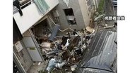 【速報】千葉・市川市のマンションで爆発か　男性2人搬送、1人重傷1人軽傷　付近住宅や中学校など約10棟で窓ガラス割れる被害も