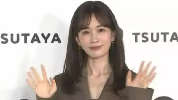 【 前田敦子 】大胆な脱ぎっぷりの美ボディは「花嫁さんの気持ち」で準備　〝ギアチェンジ〟「次の20年」への思いも明かす