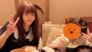 【 華原朋美 】息子との２ショット写真「ここ最近、ずっと家族で色んなとこへ遊びに行ってます」「今のうちにたくさん思い出を」　旅行で見せる“母の表情”に反響「素敵な親子」