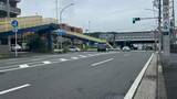 「25歳男性が車にひかれ死亡　“白っぽい色のミニバンタイプの車”逃走か　死亡ひき逃げ事件とみて捜査　横浜市・旭区」の画像1