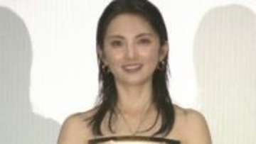 【 田中麗奈 】〝ちゃんと女優になったばい〟小さいときの自分に呼びかける　スタッフからのサプライズ花束に感涙