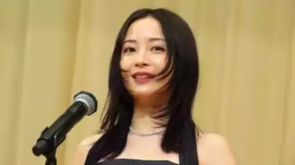 【 広瀬すず 】〝ブルーリボン賞〟主演女優賞を受賞　来年は妻夫木聡とともに司会「今から少しずつ準備していきたい」