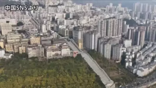 中国・重慶に巨大エスカレーター誕生　「春節」に正式運転開始へ