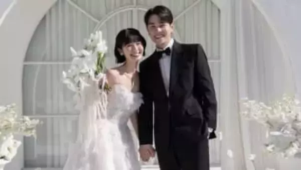 【 結婚 】門脇慎剛＆糸原美波　結婚を公表　ドレス＆タキシードで青空の下で弾ける笑顔