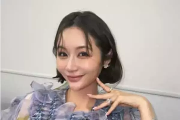 インフルエンサー “ 宮崎麗果 ”　「過少申告のご指摘を重く受け⽌め、深く反省しております」　公式サイトで謝罪　架空の業務委託費計上で法人税など計約1億5700万円脱税か　東京国税局査察部