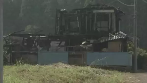 「炎と煙がすごい」千葉・八街市で住宅が全焼する火事 　焼け跡から4人の遺体　住人と連絡取れず