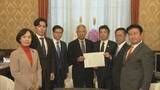 「野党側、予算案の充実した審議を求め衆院議長に申し入れ」の画像1