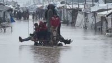 ガザで8か月の乳児が死亡　大雨でテント浸水　寒さによる影響か