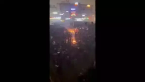 アメリカがイラン反政府デモへの軍事介入を協議　軍事施設への空爆も選択肢か　米紙