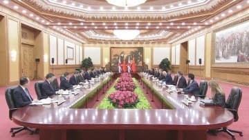 イギリス・スターマー首相が中国・習近平国家主席と会談　経済分野などでの協力関係強化で一致　イギリス首相の訪中は8年ぶり