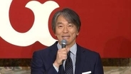 巨人・松井秀喜新監督「本当はね、長嶋監督にもこの姿を見ていただきたい」 長嶋氏はかつて「巨人軍の監督になって」と語る　背番号は恩師も背負った「90」