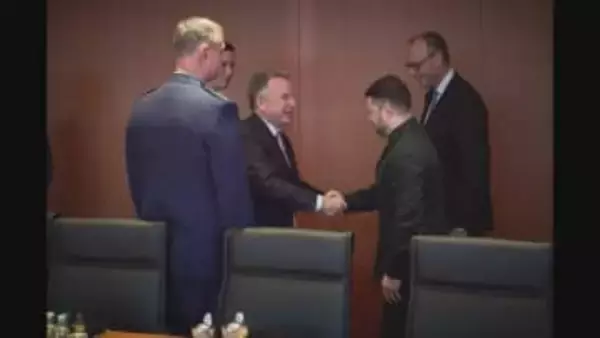 NATO加盟断念の用意も　欧米からの「安全の保証」条件に　ウクライナ・ゼレンスキー大統領