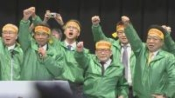 トラック、バスなど運送業界3団体が訴え「経営危機にあり、国民生活に重大な影響及ぼす恐れ」燃料価格高騰受け