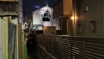 東京・大田区の2階建て住宅で火災 100平方メートルが延焼中　1人逃げ遅れとの情報も