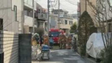東京・世田谷区の2階建て住宅で火災　焼け跡から1人が遺体で見つかる 住人の80代男性か