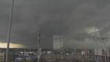 「横浜などでゲリラ雷雨　一時1万軒が停電　落雷も」の画像1