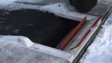 スキー場屋外のベルトコンベア式エスカレーターで転倒、5歳男児が右腕を挟まれ死亡 北海道小樽市 朝里川温泉スキー場