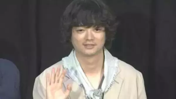 【 染谷将太 】衝撃〝気づいたら焼肉屋にいた！〟大阪滞在で体重増に驚愕　吉田監督は映像化不可能作品公開に感涙号泣