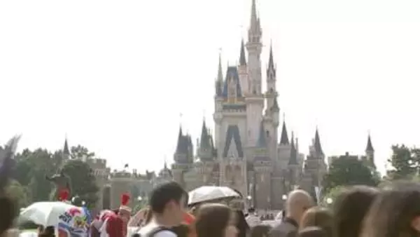 東京ディズニーリゾート 10月からチケット上限価格を引き上げ　一部の需要が高い日のみ対象に 「1デーパスポート」大人価格は1500円引き上げで1万2400円に