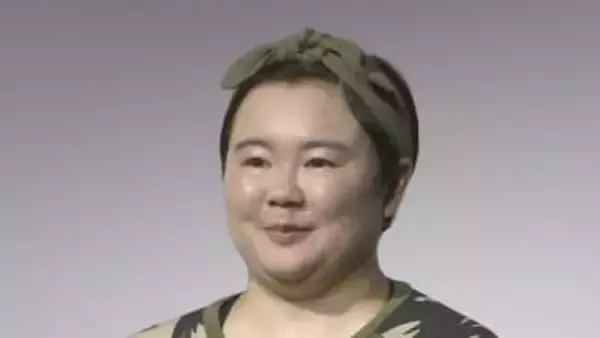 【 やす子 】５日間の予備自衛官・招集訓練修了を報告　「マイスーパーエンジェルゴッド…」と帰宅後の愛猫「アビシ」とのラブラブ姿を公開