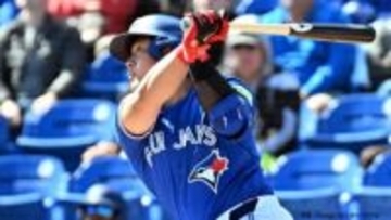 岡本和真がオープン戦で初アーチ「日々勉強だなと思って頑張りたい」　WBCアメリカ代表のホームズからセンターへ豪快弾