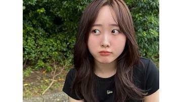 【 本田望結 】「夏、またね」背中が開いた黒トップス×ワイドデニムのコーデ披露　「ロングヘアもバッチリ」「大人になったなー」の声